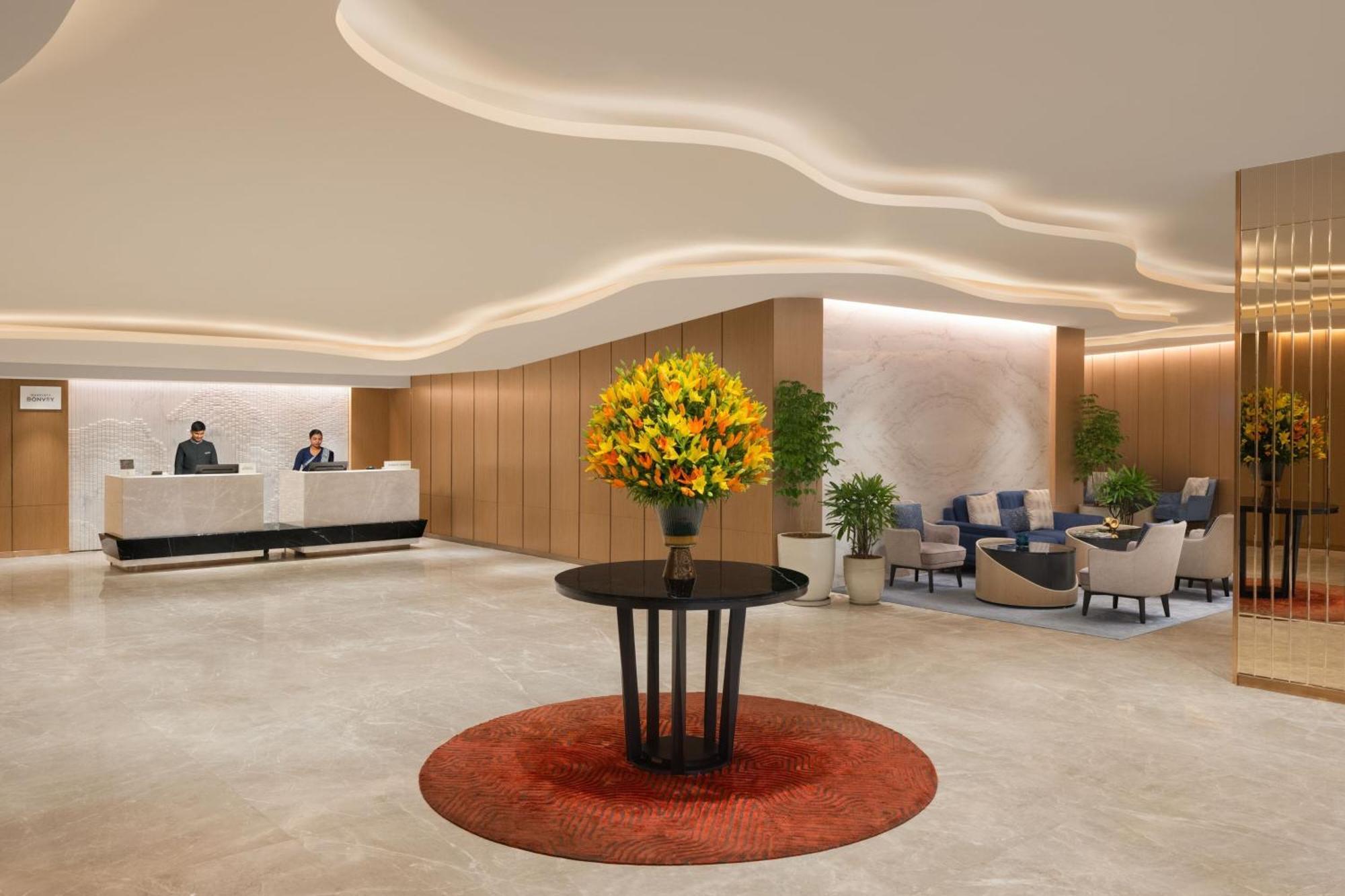 Hotel Courtyard By Marriott Bhopal Exterior foto
