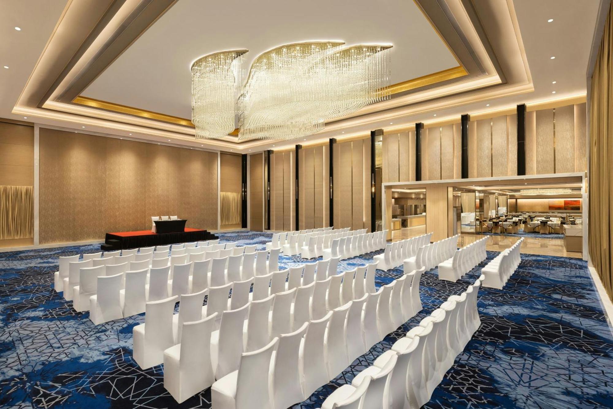 Hotel Courtyard By Marriott Bhopal Exterior foto